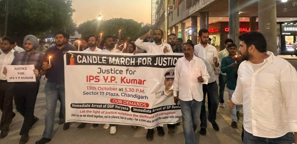 A massive candlelight march was organized at Sector 17 Plaza Chandigarh calling for Justice for IPS YP Kumar